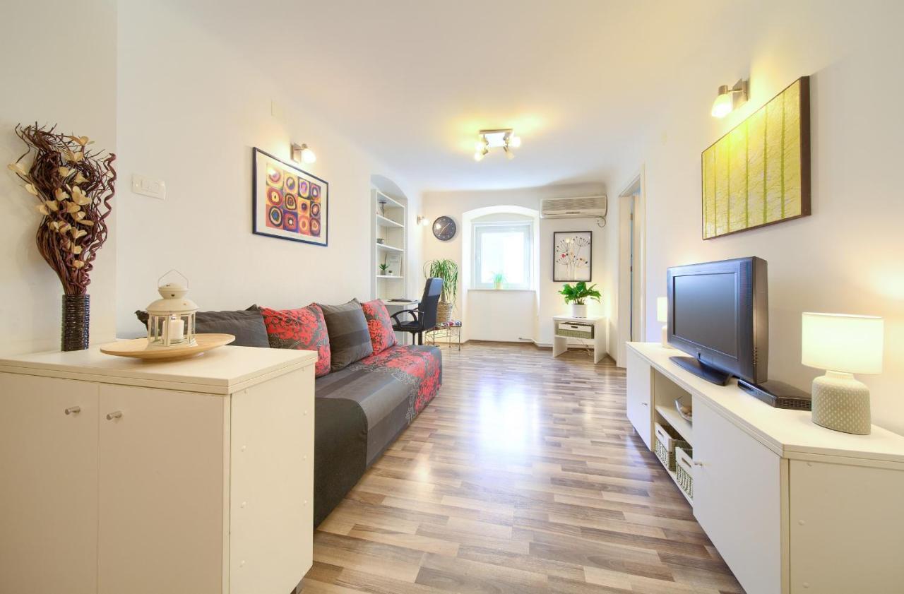 Apartment City Center Рийека Екстериор снимка