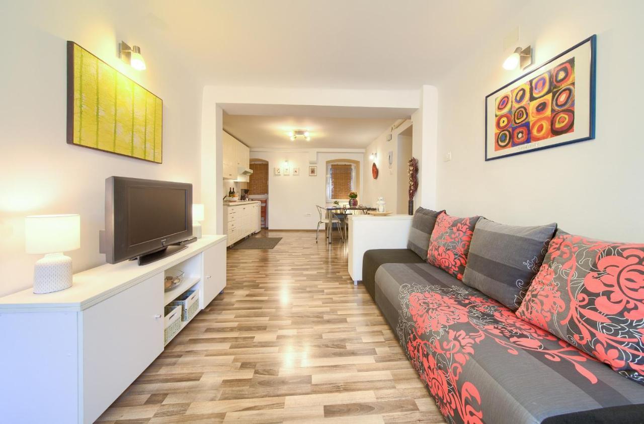Apartment City Center Рийека Екстериор снимка